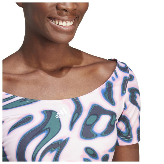 Adidas Γυναικεία κοντομάνικη μπλούζα Vibrant Print Crop Tee